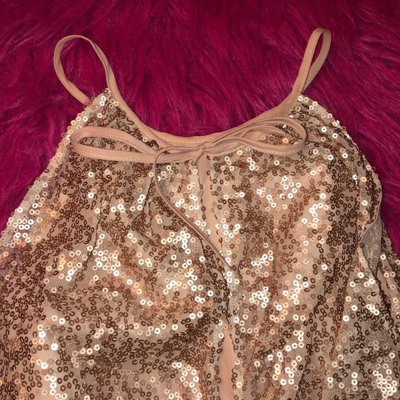 Gold Bridesmaids/Prom dress - Picture 4 of 8